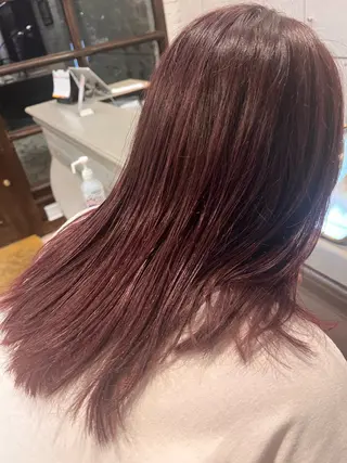セミロング カラー cloe所属・吉田 萌のヘアスタイル