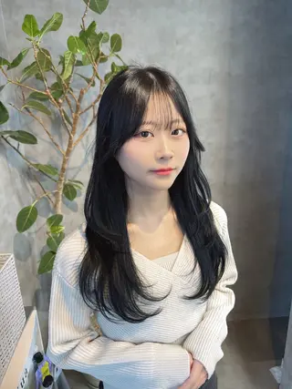 ロング カラー ヘアアレンジ レイヤーカット×透明 感カラーHAYATOのヘアスタイル