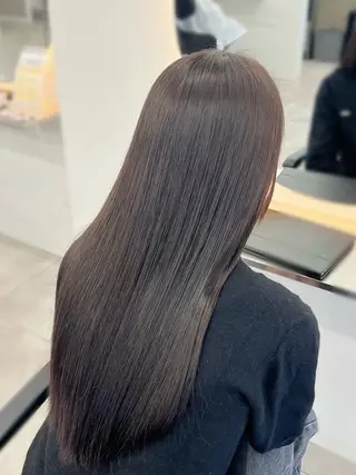 ロング 椿原 克音のヘアスタイル