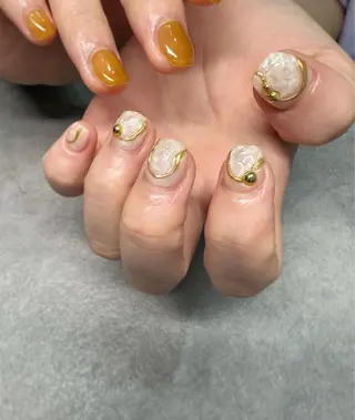 ネイル kiii.__ ✴︎*のネイルデザイン