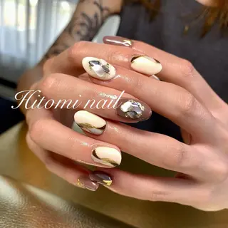 ネイル 大澤 瞳のネイルデザイン