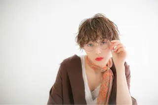 ショート 髪質改善ストレート、 カラー清野雄大のヘアスタイル