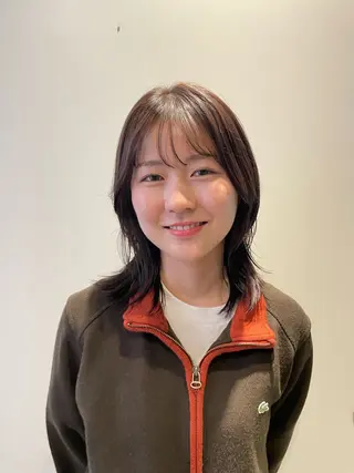 セミロング Toiro 横浜所属・🎀レイヤー/パーマ カラー/ai🎀のヘアスタイル