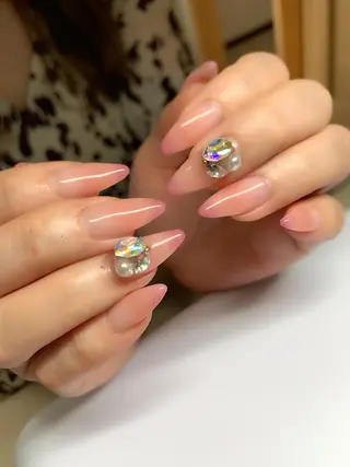 ネイル 木槿所属・吉冨 光恵のネイルデザイン