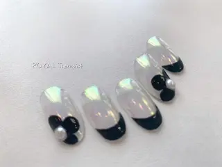 ネイル 【尾下】 ロイヤル•セラピストのネイルデザイン