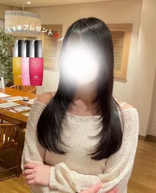 ロング KIOX所属・小森 有紗のヘアスタイル