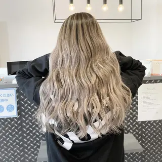 ロング カラー ヘアアレンジ アンドウ ユウ/ レイヤーカット/韓国のヘアスタイル