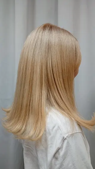 セミロング shell国分寺 水野由香のヘアスタイル