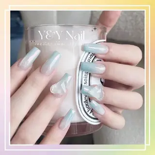 ミディアム Y&Y Nail Salonのネイルデザイン