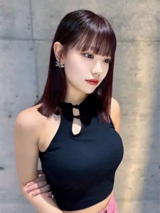 ミディアム karin ボブハイトーンのヘアスタイル
