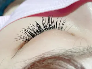 マツエク・マツパ Luana ✩‧₊˚ 土屋/店長のマツエク・マツパデザイン