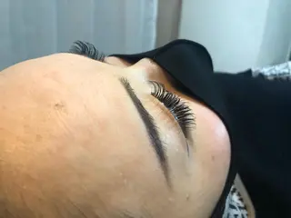 マツエク・マツパ August 松崎のエステ・リラクイメージ