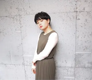 ショート カラー ハイトーン/レイヤー /ウルフ⭐️永田⭐️のヘアスタイル