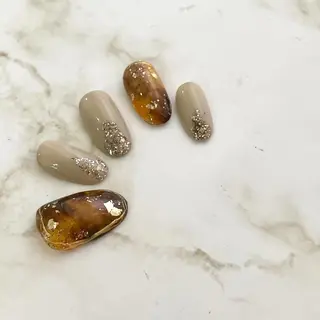 ミディアム サロンku'u所属・salon kuuのネイルデザイン