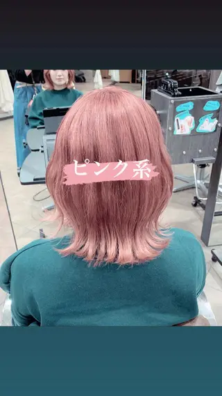 ミディアム カラー Ripps長居所属・メテオ ／ヘアカラー 西川菜実のヘアスタイル