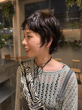ショート パーマ 上平 綾菜のヘアスタイル