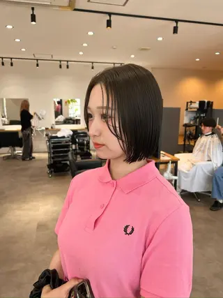 ショート 切りっぱなしボブ 👩🏼ミニボブのヘアスタイル