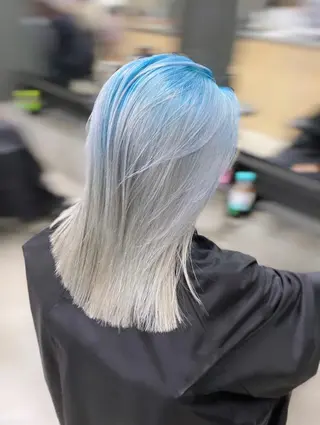 ミディアム カラー ヘアアレンジ mina 🌷のヘアスタイル