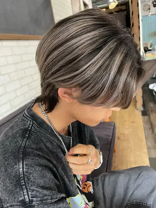 カラー メンズ 小谷 梨奈のヘアスタイル