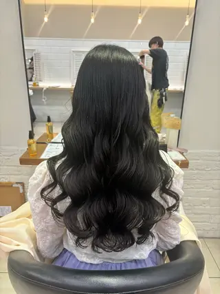 ロング コテ巻き風パーマ🫧 麻尋のヘアスタイル