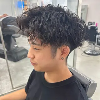 パーマ メンズ 安達 脩人のヘアスタイル