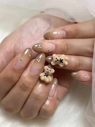 ネイル EmaNail 天満橋店所属・EmaNail Hinaのネイルデザイン