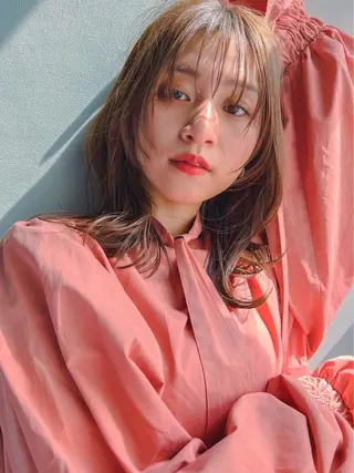 セミロング LAUREN 公式／大通のヘアスタイル