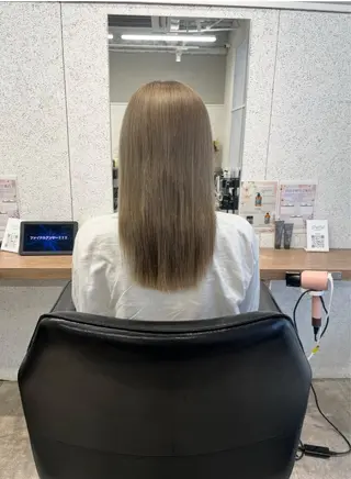 ロング カラー 🍓艶髪/艶カラー ハイトーン/しんたにのヘアスタイル