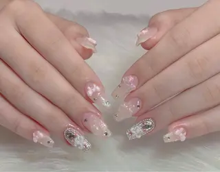 ネイル Luxe Nailのネイルデザイン