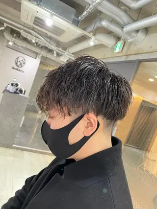 パーマ メンズ Kvell&Co.所属・ハイトーン カラーのヘアスタイル