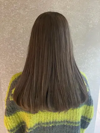 セミロング 韓国式パーマ🔥 ブリーチ🔥TOMOのヘアスタイル