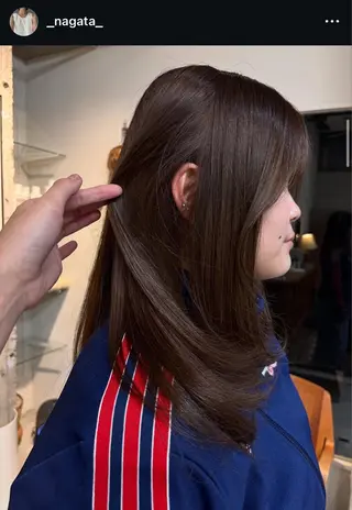 ミディアム カラー 永田 愛莉のヘアスタイル
