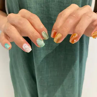 ネイル mano+所属・砂田 はるかのネイルデザイン