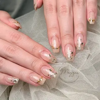 ネイル Maggie Nail🦩のネイルデザイン