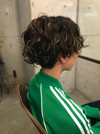 ショート カラー パーマ WEG所属・韓国レイヤー/艶髪 WATSUKIのヘアスタイル