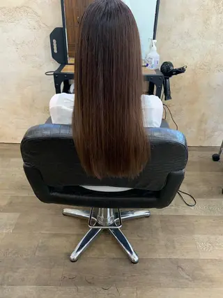 ロング チバ ヒロトのヘアスタイル