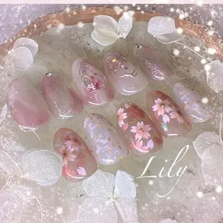 ネイル Nailsalon Lilyのネイルデザイン