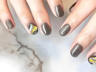 ミディアム ネイル ネイリスト シンのネイルデザイン