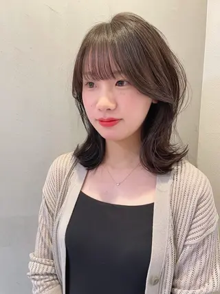 ミディアム rinaショート /ハッシュカットのヘアスタイル