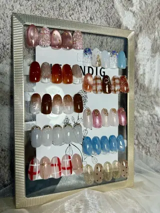 ネイル lil shine .nail所属・中尾 葉月のネイルデザイン