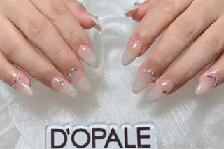 ネイル DOPALE、もも 彦奇のネイルデザイン