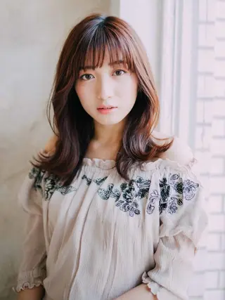 セミロング La・sol HAIRのヘアスタイル