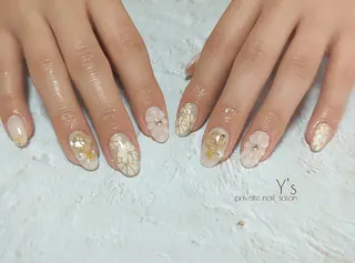 ネイル YUMI NAGAI  のネイルデザイン