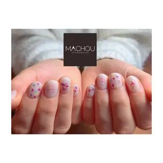 ネイル MACHOU所属・tomomi MACHOUのネイルデザイン