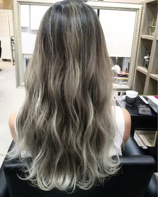 ロング カラー LITTY所属・レイヤー/髪質改善 /山永圭介のヘアスタイル