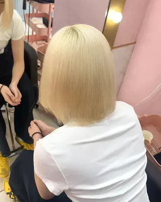 ミディアム カラー 🦋艶髪ハイトーン KOKI🦋のヘアスタイル