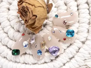 ネイル へぜリヒ ·もものネイルデザイン