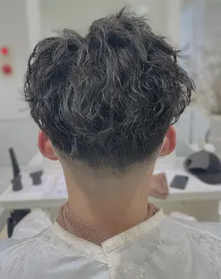 パーマ メンズ センターパート 川島爽楽のヘアスタイル