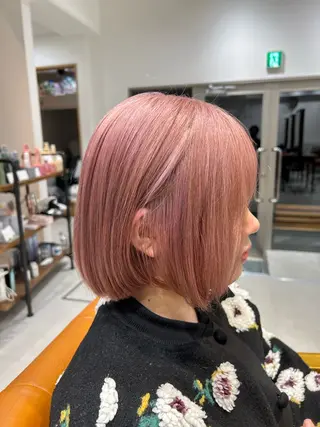 ミディアム カラー 山﨑 燦人のヘアスタイル
