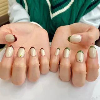 ネイル 安藤 彩乃のネイルデザイン